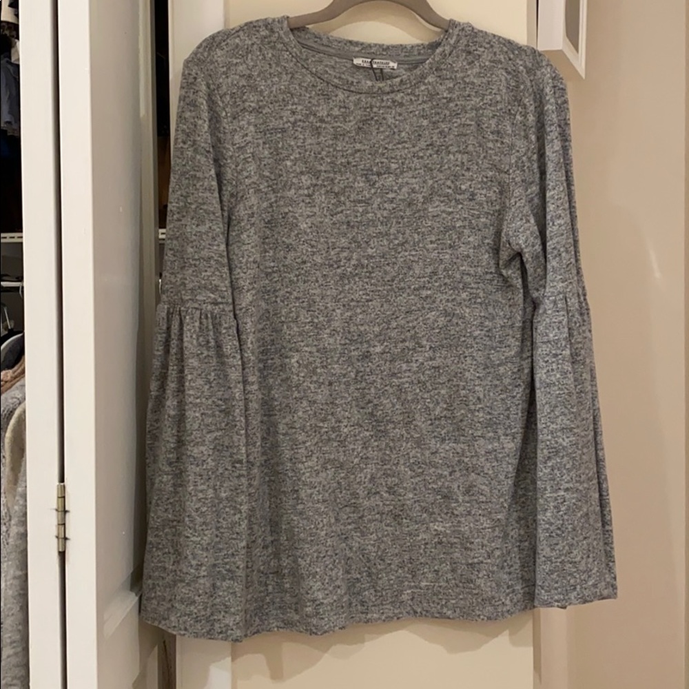 Soft, bell sleeved grey top (Zara)